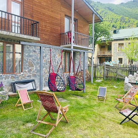 Manana Japaridze'S Guesthouse Mestia Eksteriør bilde