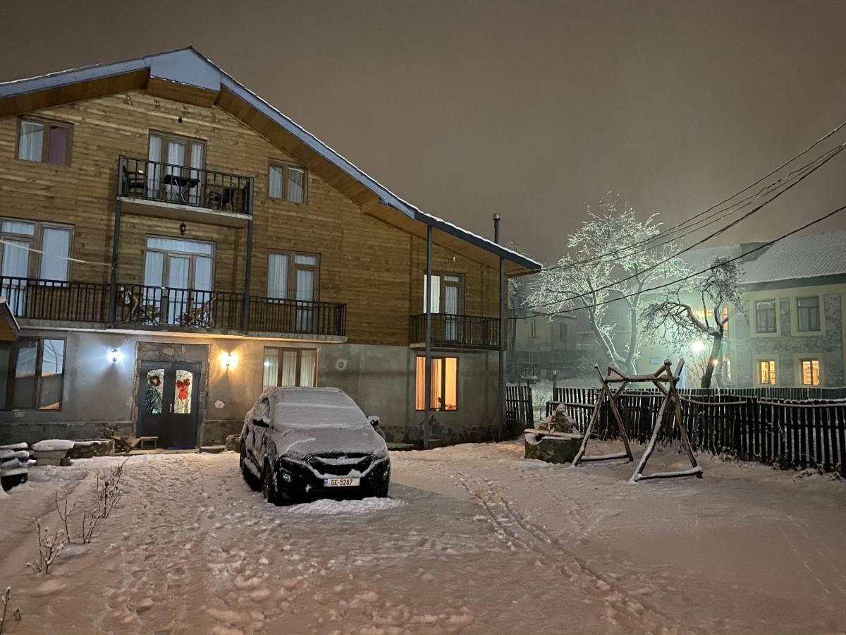 Manana Japaridze'S Guesthouse Mestia Eksteriør bilde