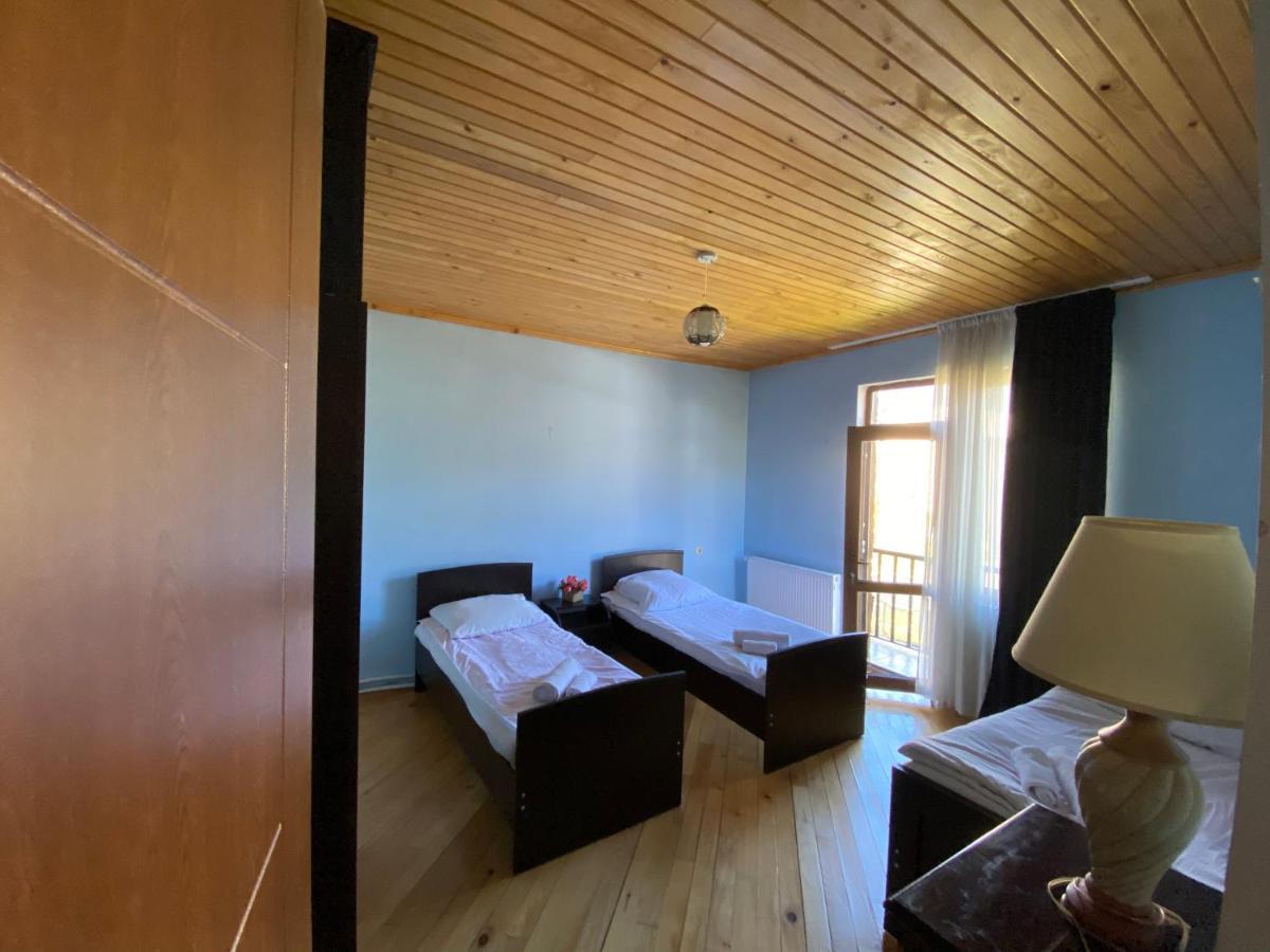 Manana Japaridze'S Guesthouse Mestia Eksteriør bilde